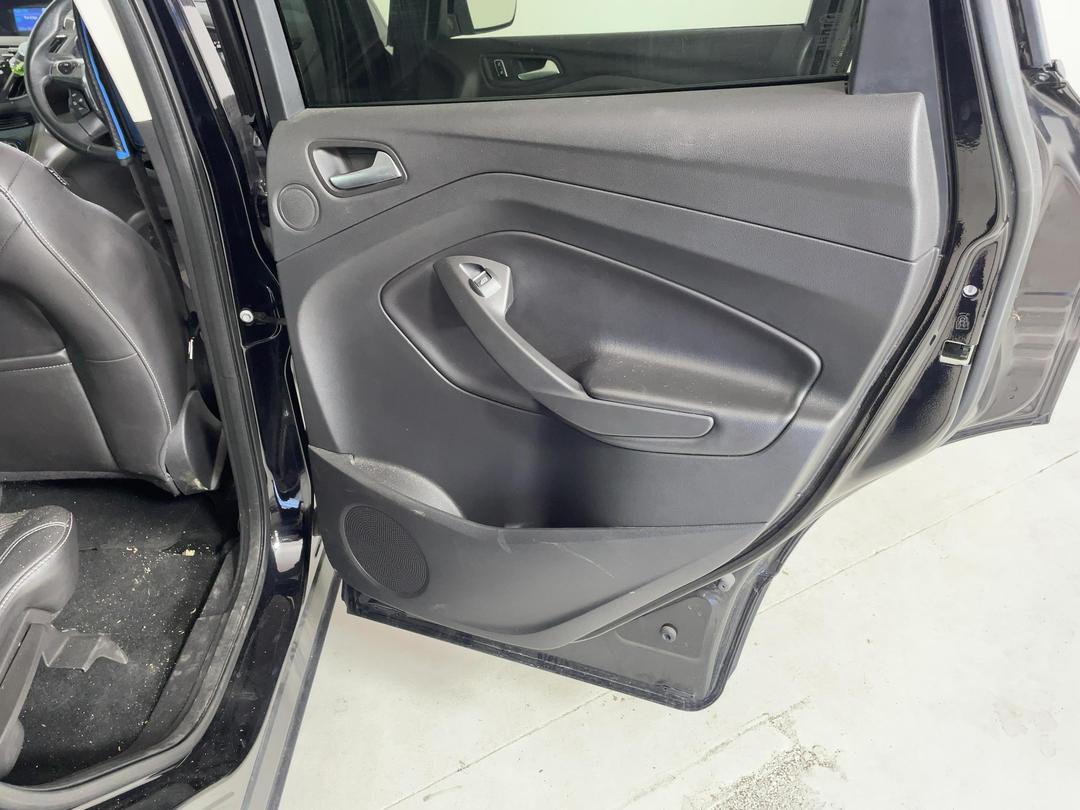 Photo '19' of Ford Kuga
