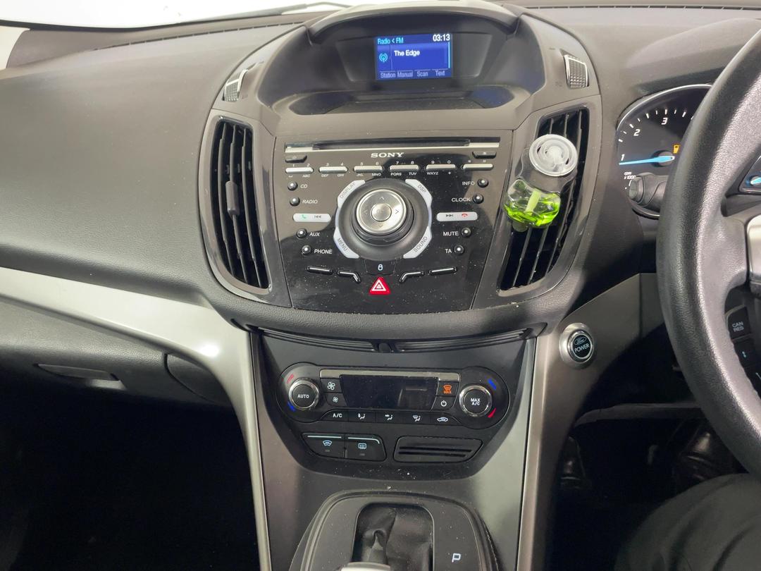 Photo '18' of Ford Kuga