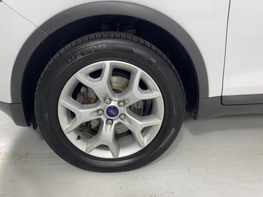 Photo '10' of Ford Kuga