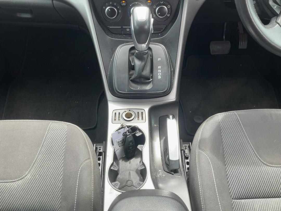Photo '16' of Ford Kuga Photo '16' of Ford Kuga