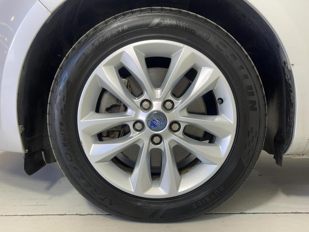 Photo '10' of Ford Mondeo