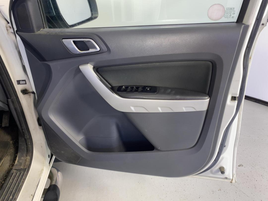 Photo '13' of Ford Ranger TD XLT DC W/S Photo '13' of Ford Ranger TD XLT DC W/S