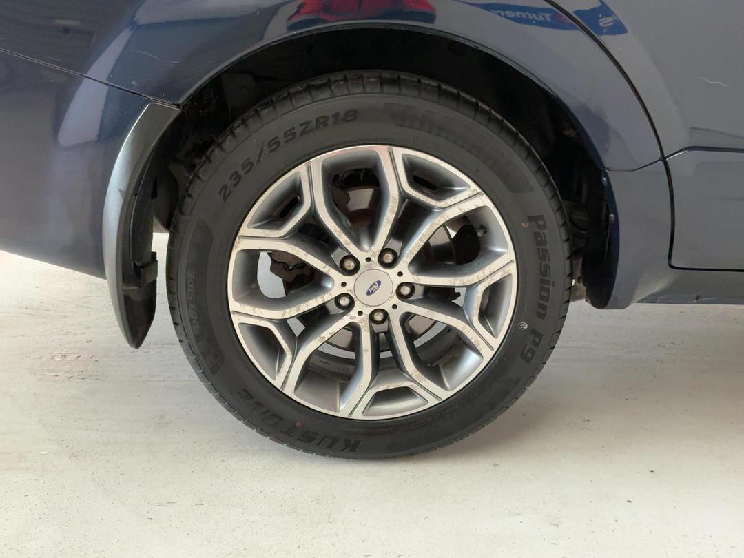 Photo '12' of Ford Territory