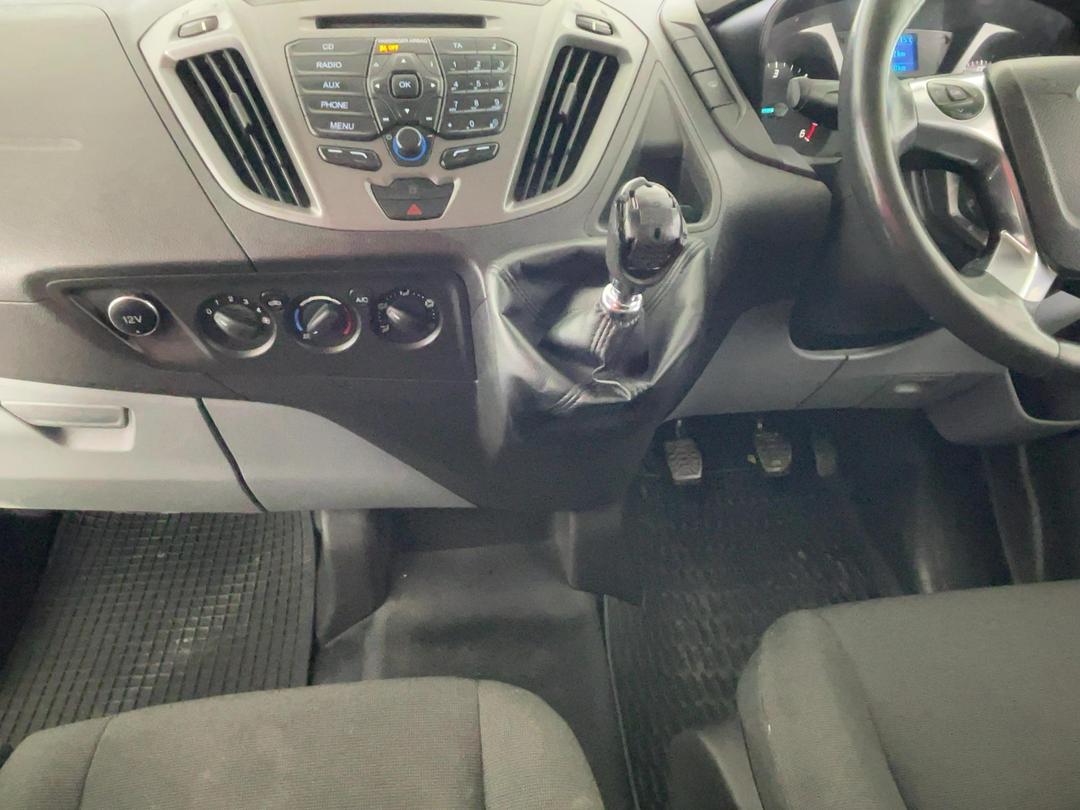 Photo '18' of Ford Transit