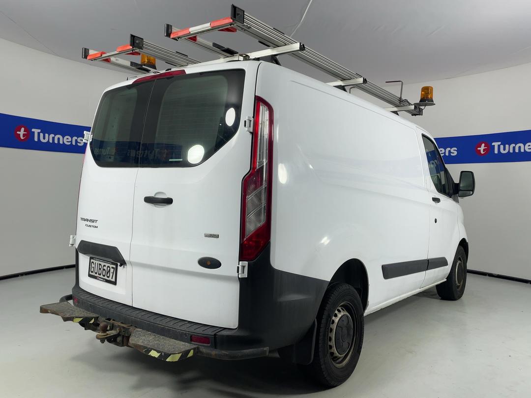 Photo '7' of Ford Transit