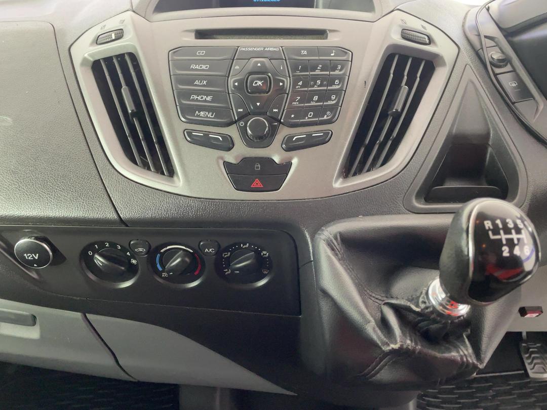 Photo '18' of Ford Transit