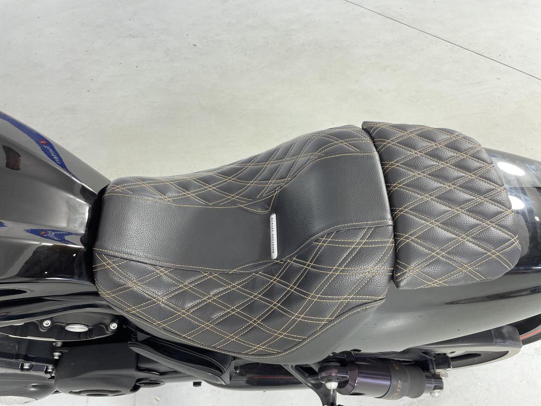 Photo '16' of Harley Davidson Vrscdx Night ROD