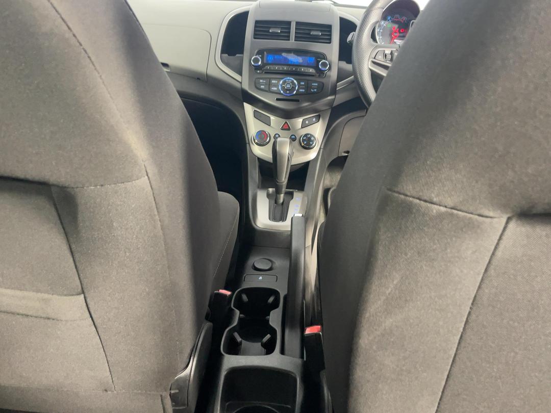 Photo '18' of Holden Barina