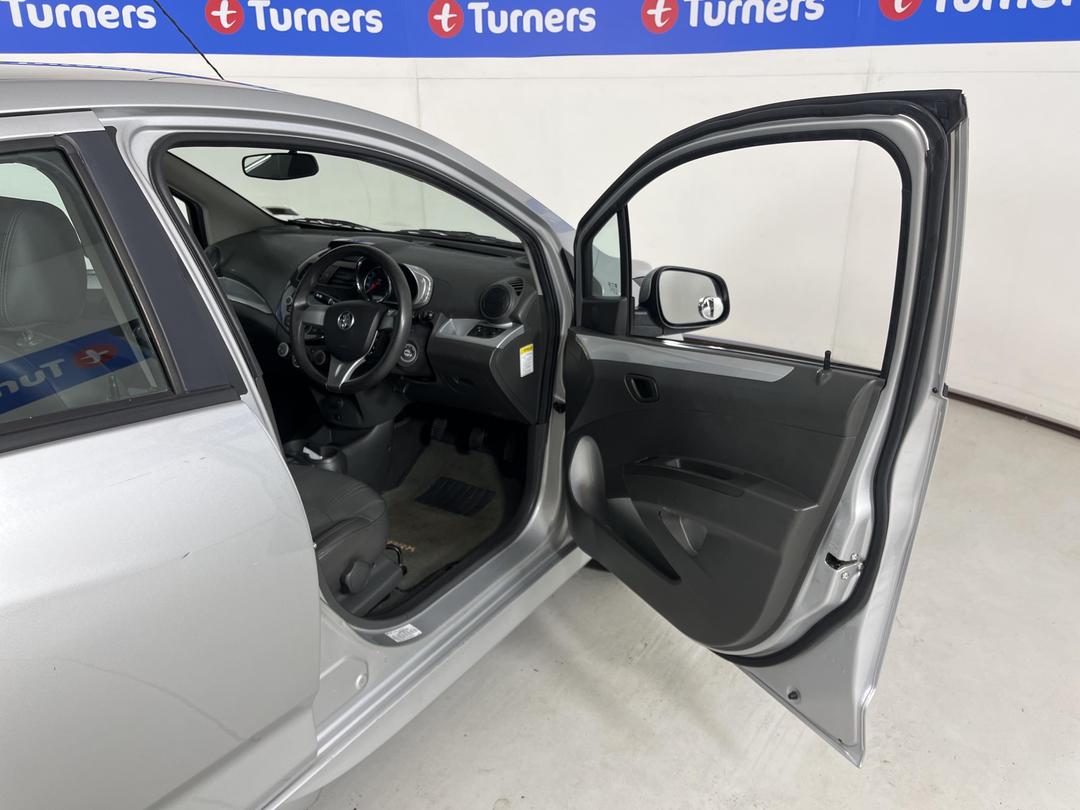 Photo '15' of Holden Barina Spark