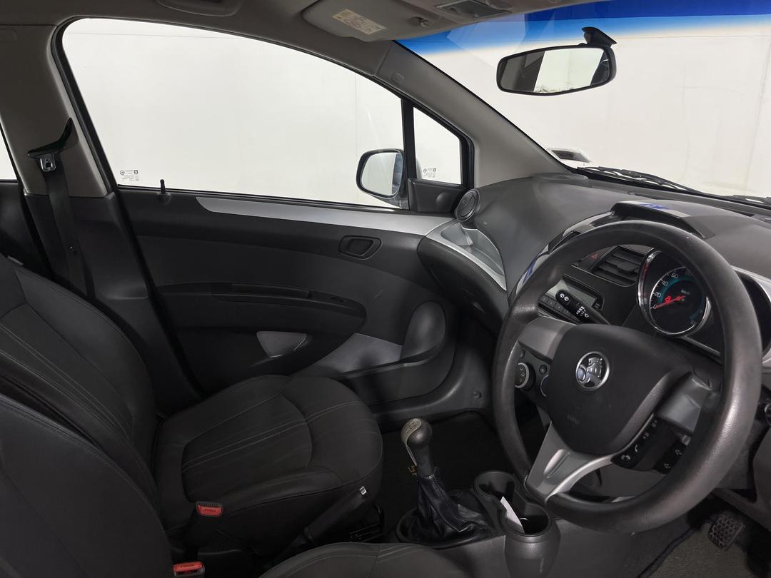 Photo '16' of Holden Barina Spark