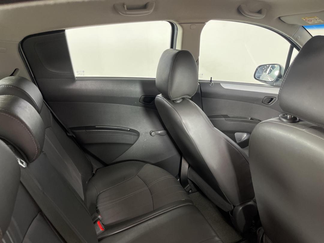 Photo '20' of Holden Barina Spark