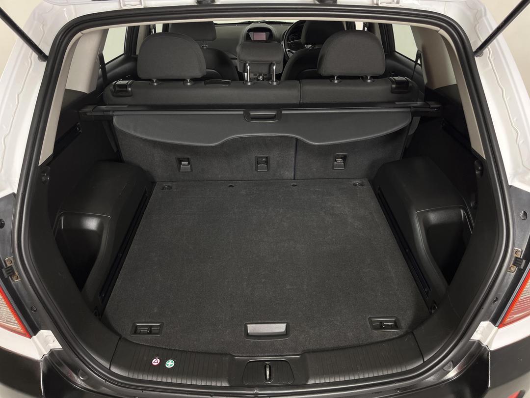 Photo '14' of Holden Captiva 5