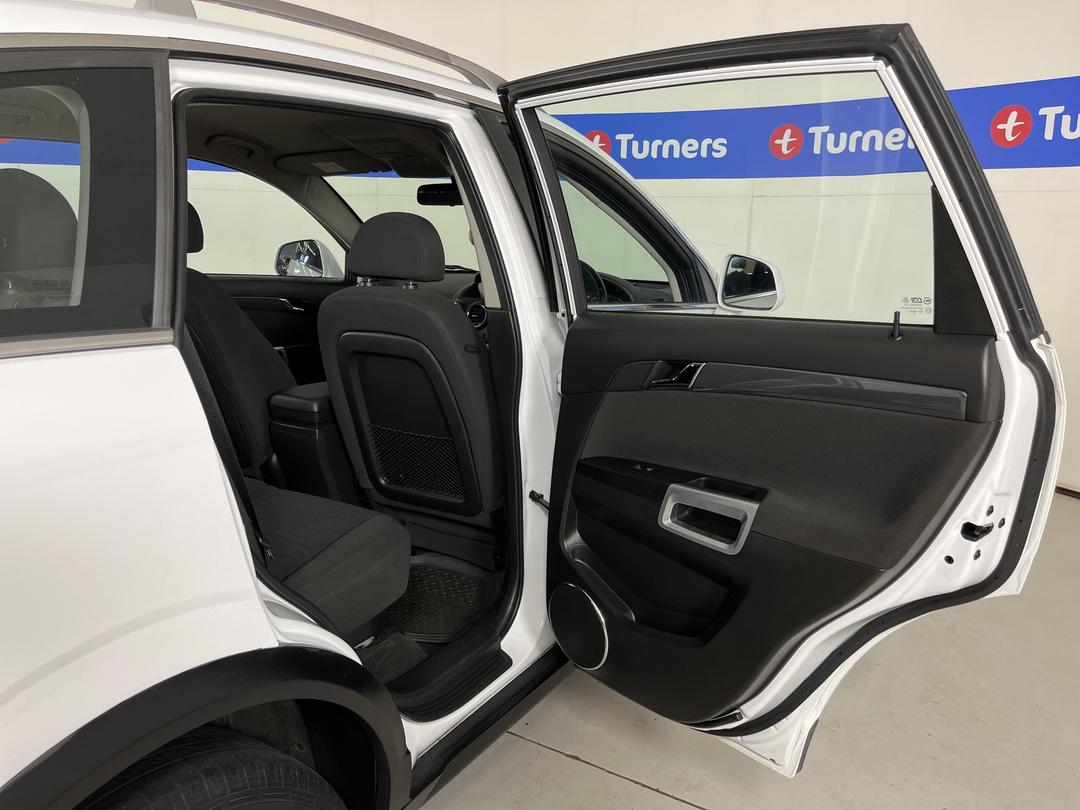 Photo '19' of Holden Captiva 5