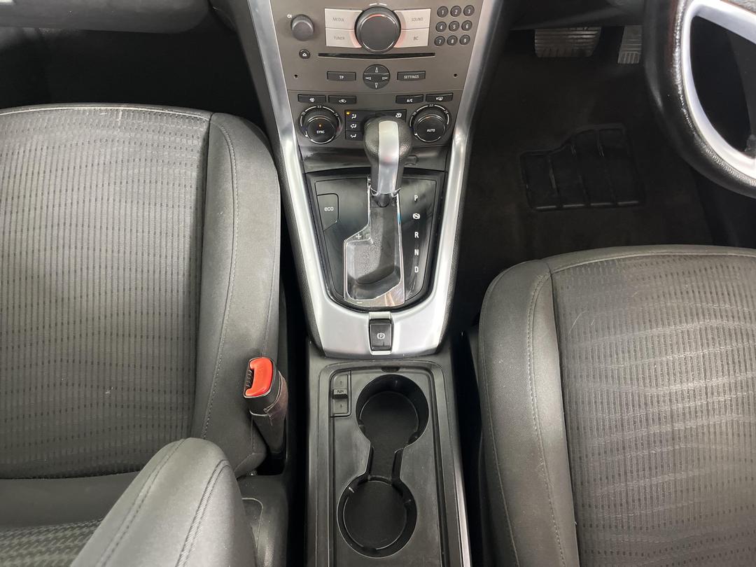 Photo '23' of Holden Captiva 5