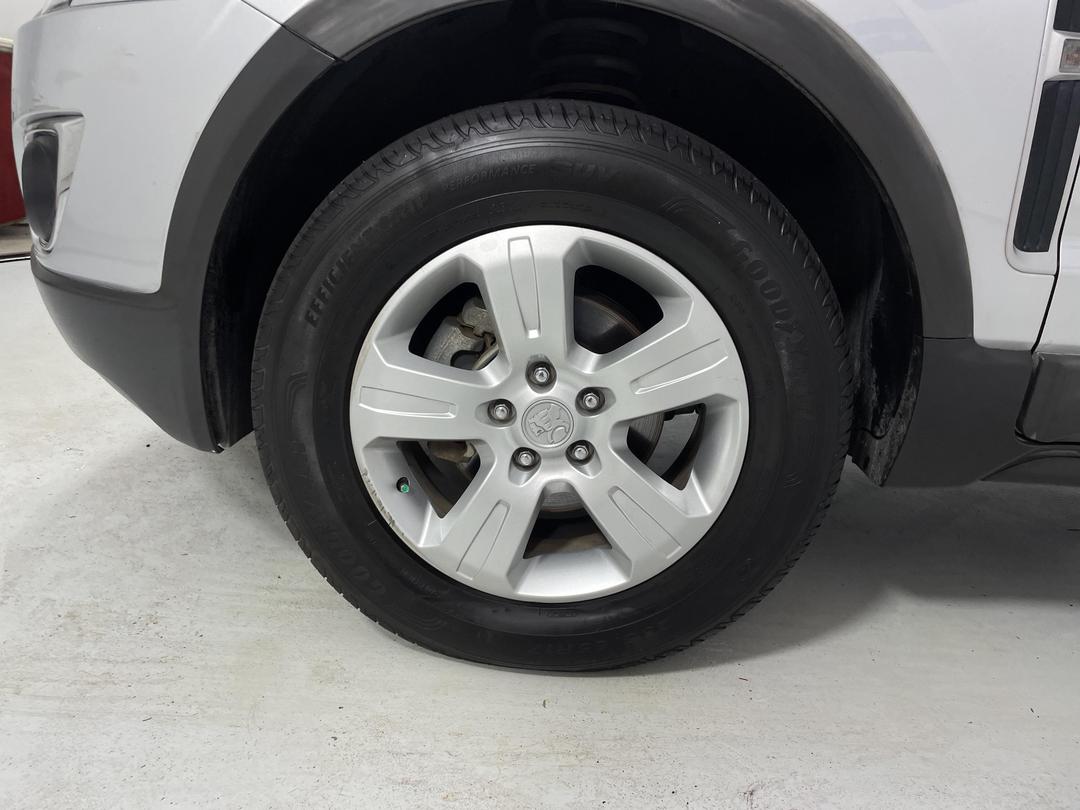 Photo '10' of Holden Captiva 5