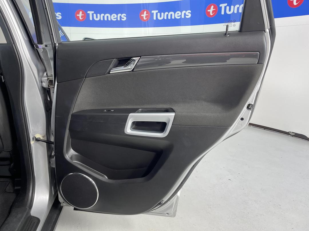 Photo '19' of Holden Captiva 5