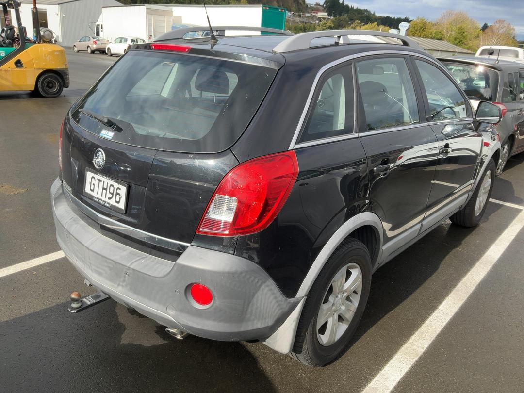Photo '4' of Holden Captiva 5