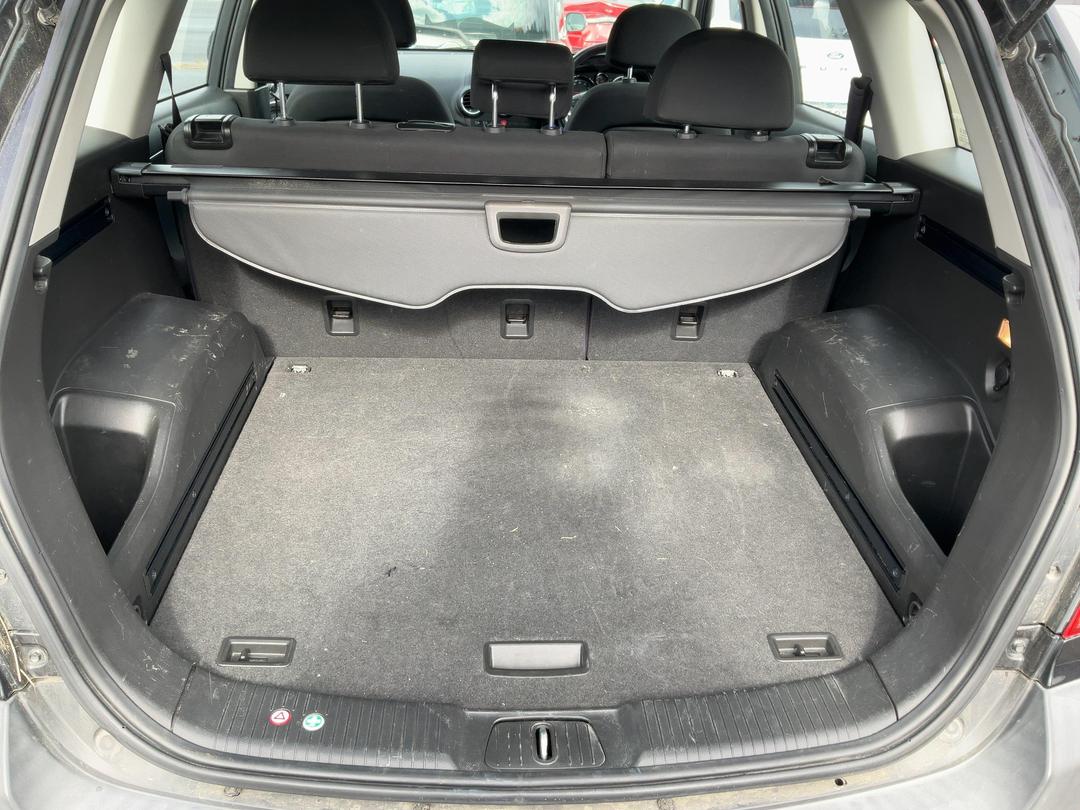 Photo '14' of Holden Captiva 5