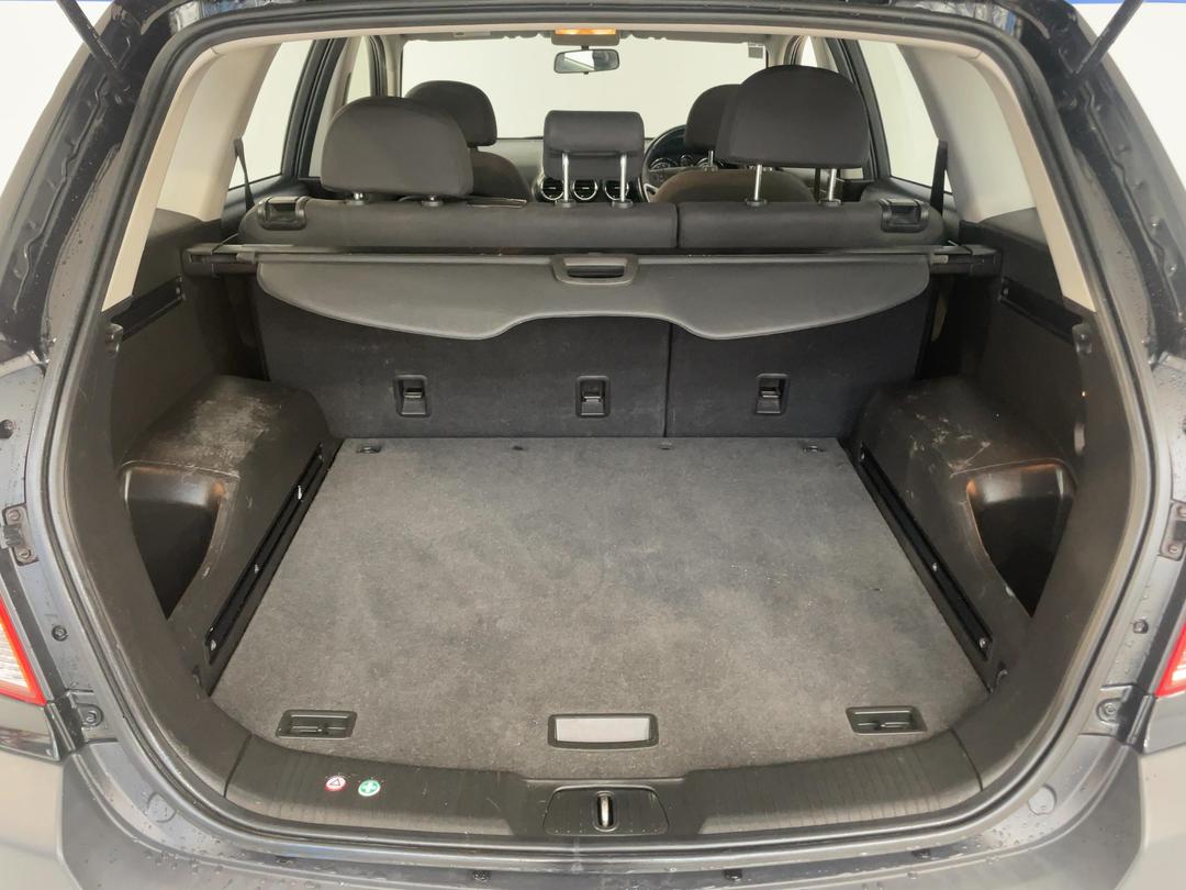 Photo '14' of Holden Captiva 5