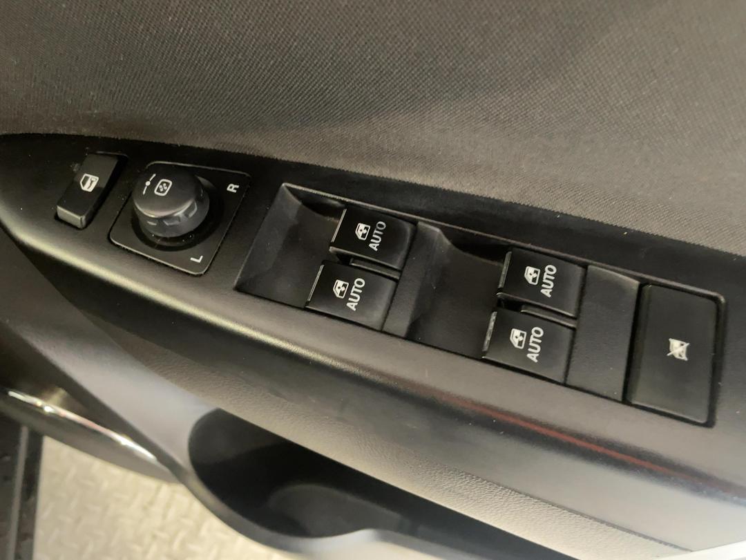Photo '24' of Holden Captiva 5