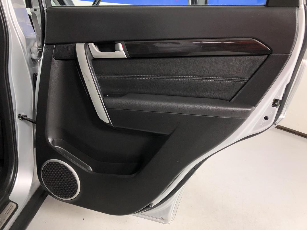 Photo '19' of Holden Captiva 7