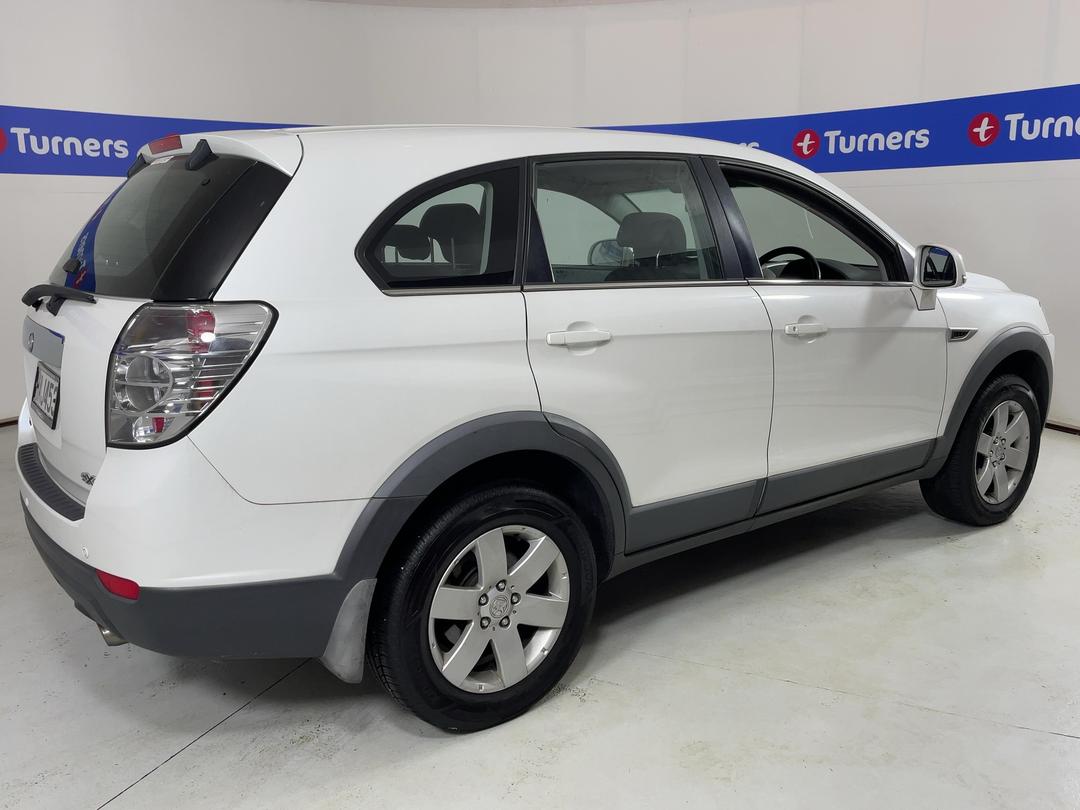 Photo '7' of Holden Captiva 7