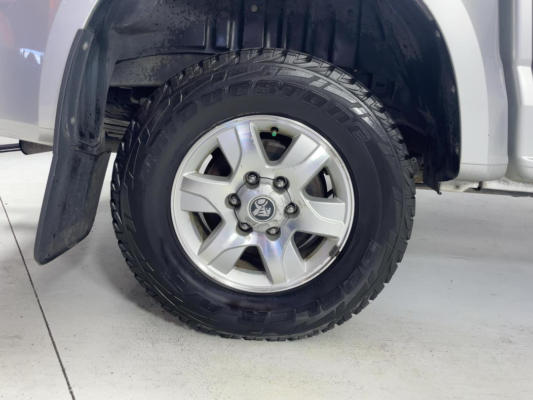 Photo '12' of Holden Colorado