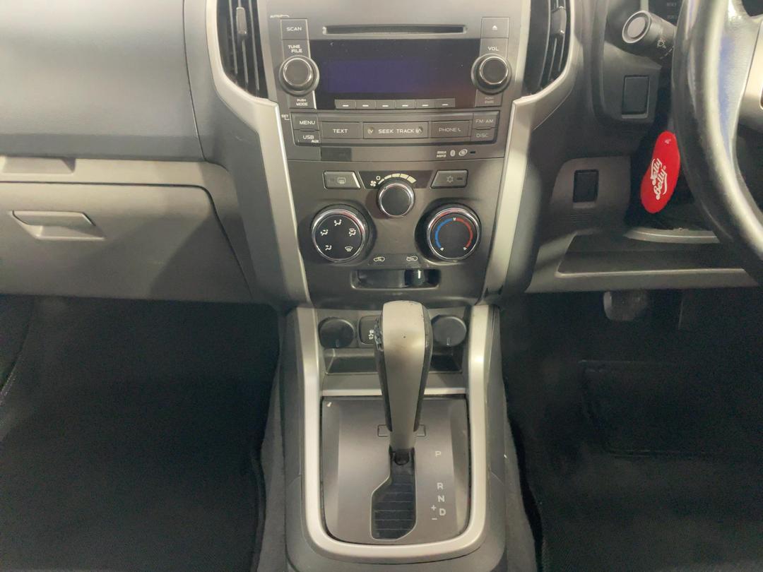 Photo '18' of Holden Colorado