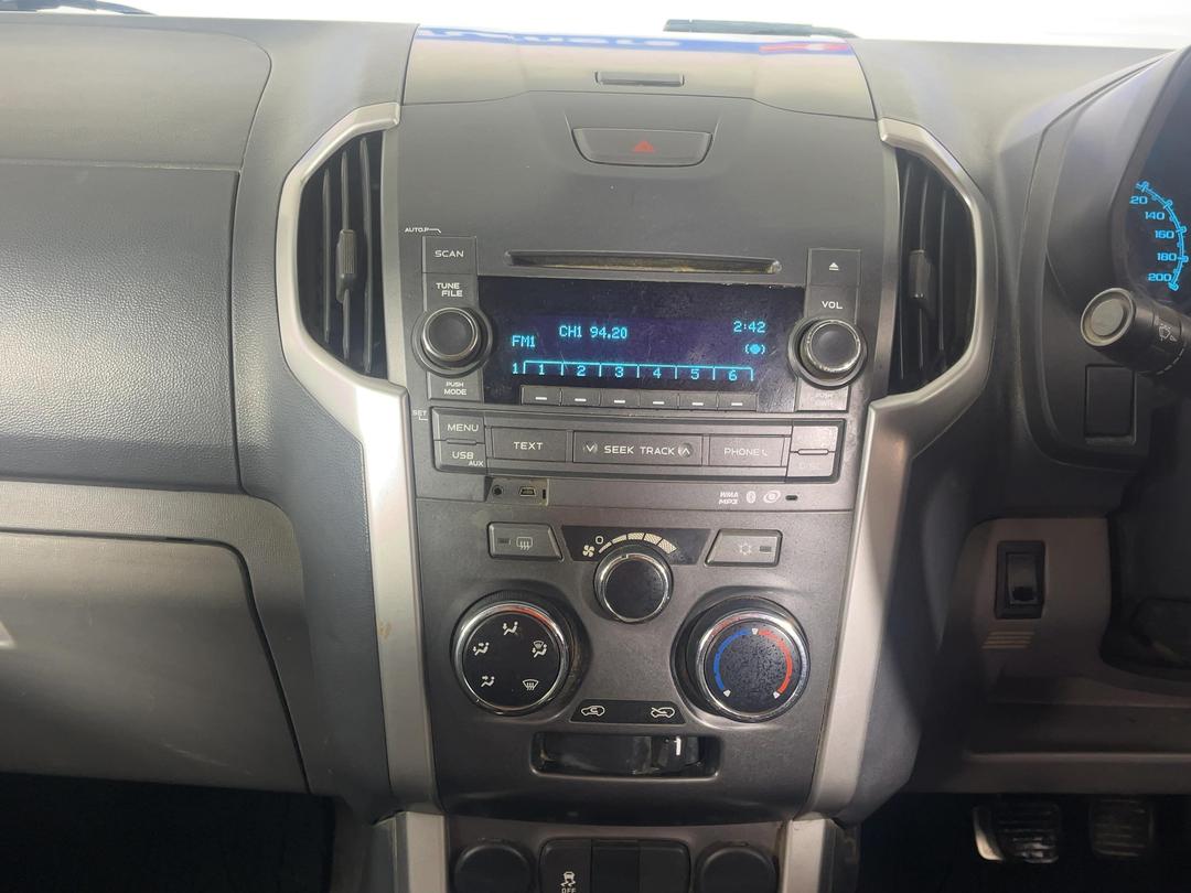Photo '18' of Holden Colorado