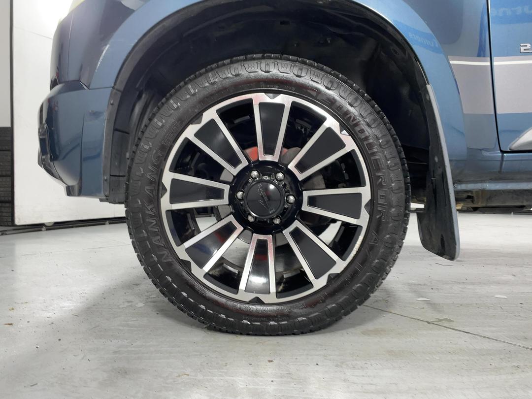 Photo '10' of Holden Colorado