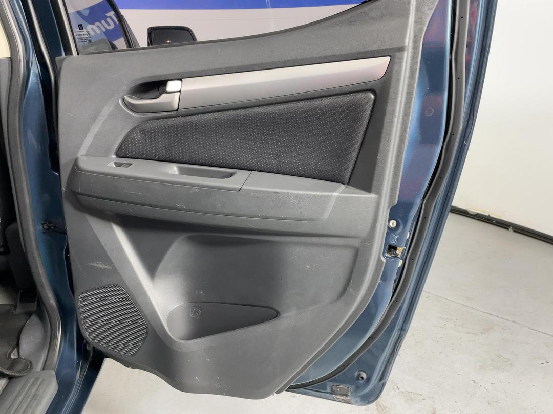 Photo '19' of Holden Colorado