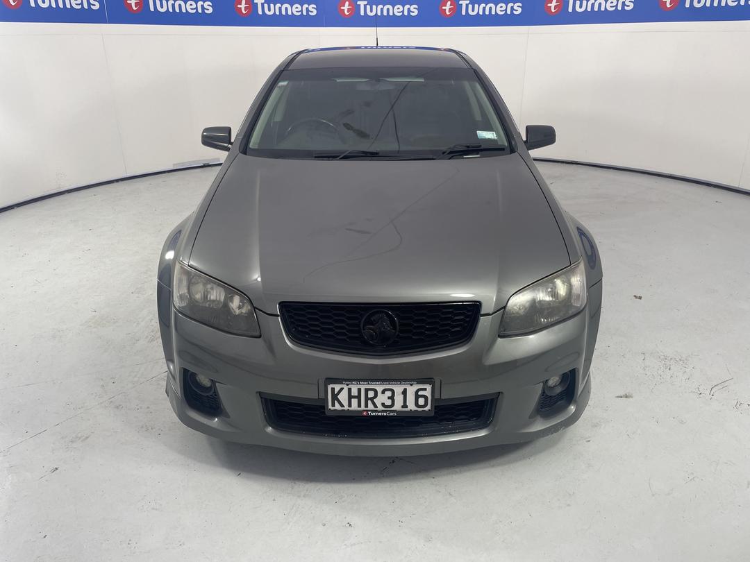 Photo '2' of Holden Commodore