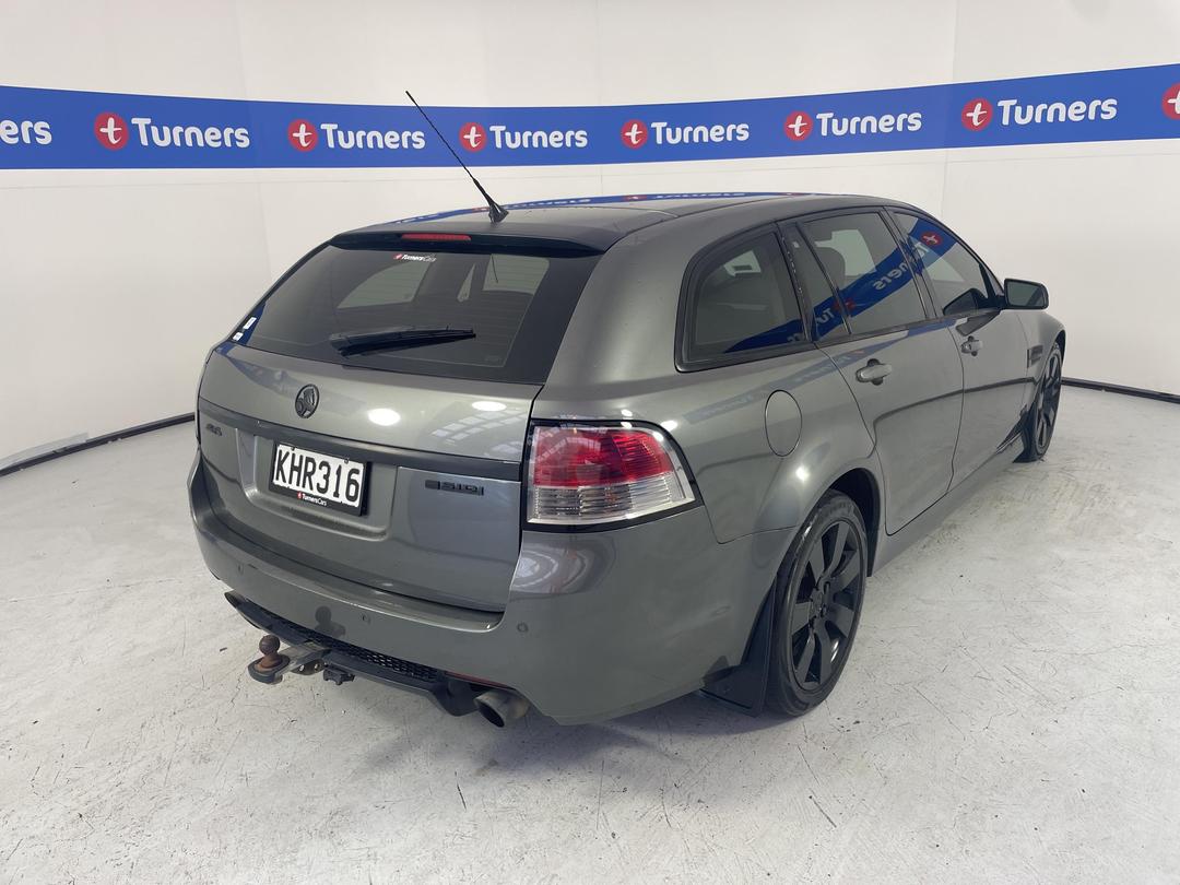 Photo '7' of Holden Commodore