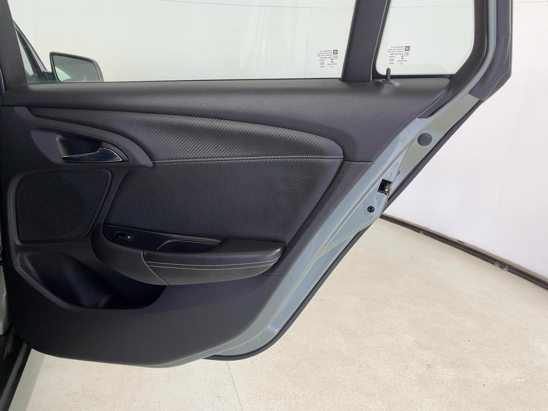 Photo '19' of Holden Commodore