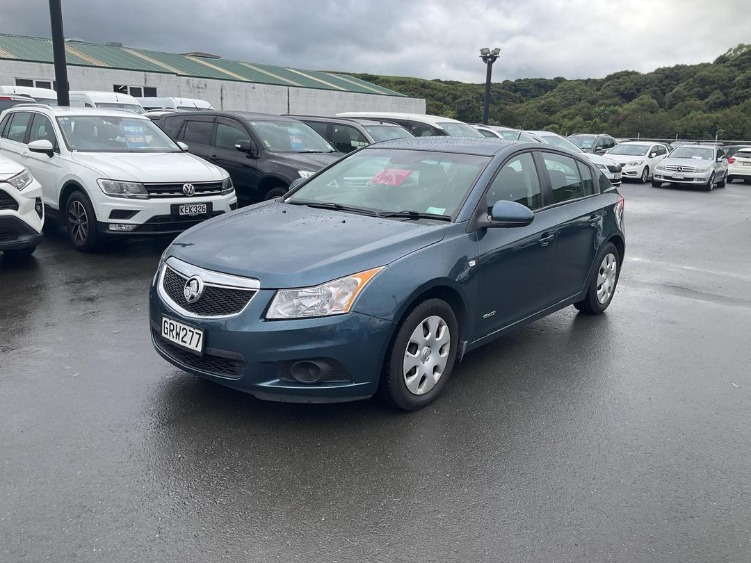 Photo '2' of Holden Cruze CD HB T