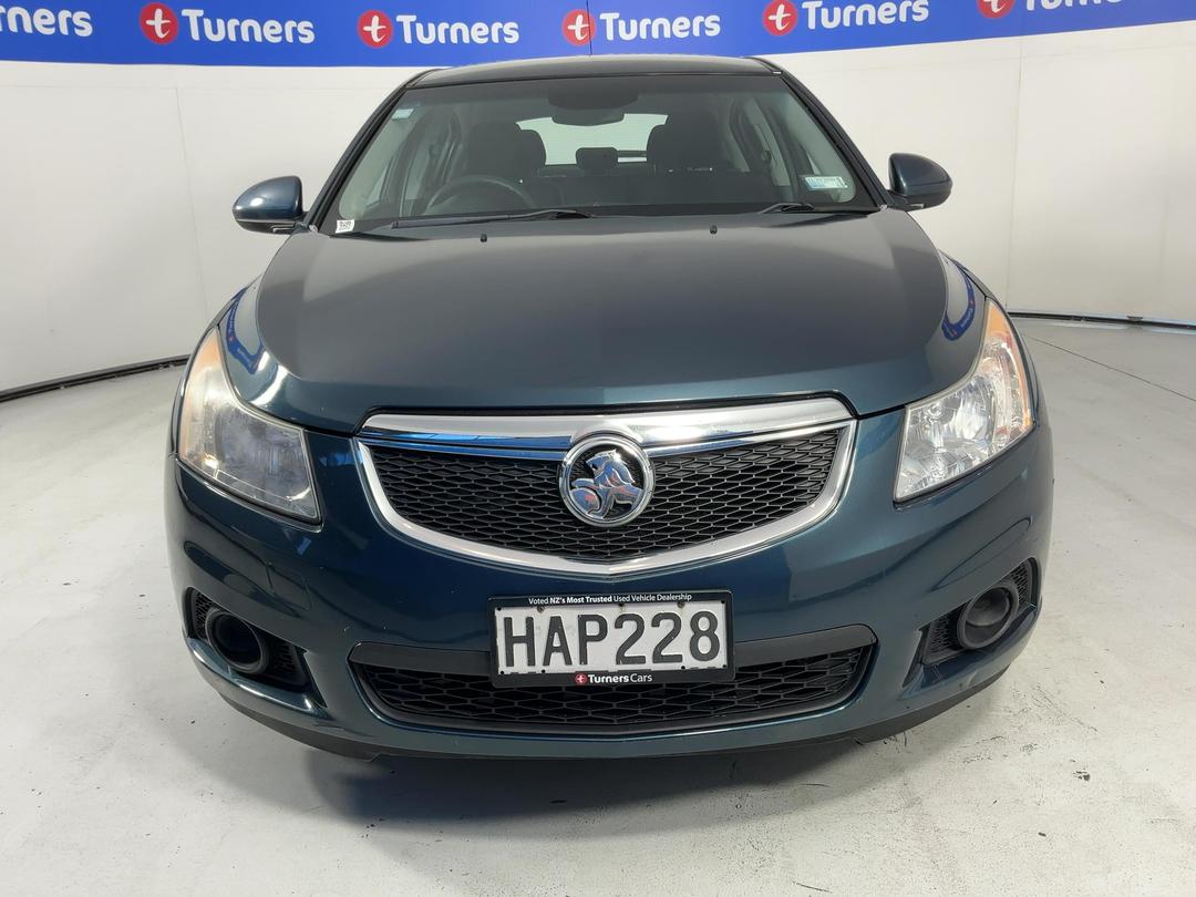 Photo '2' of Holden Cruze
