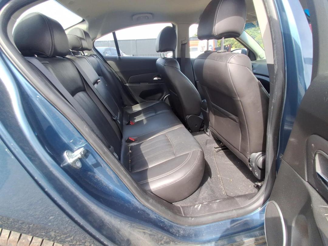 Photo '14' of Holden Cruze CDX Photo '14' of Holden Cruze CDX