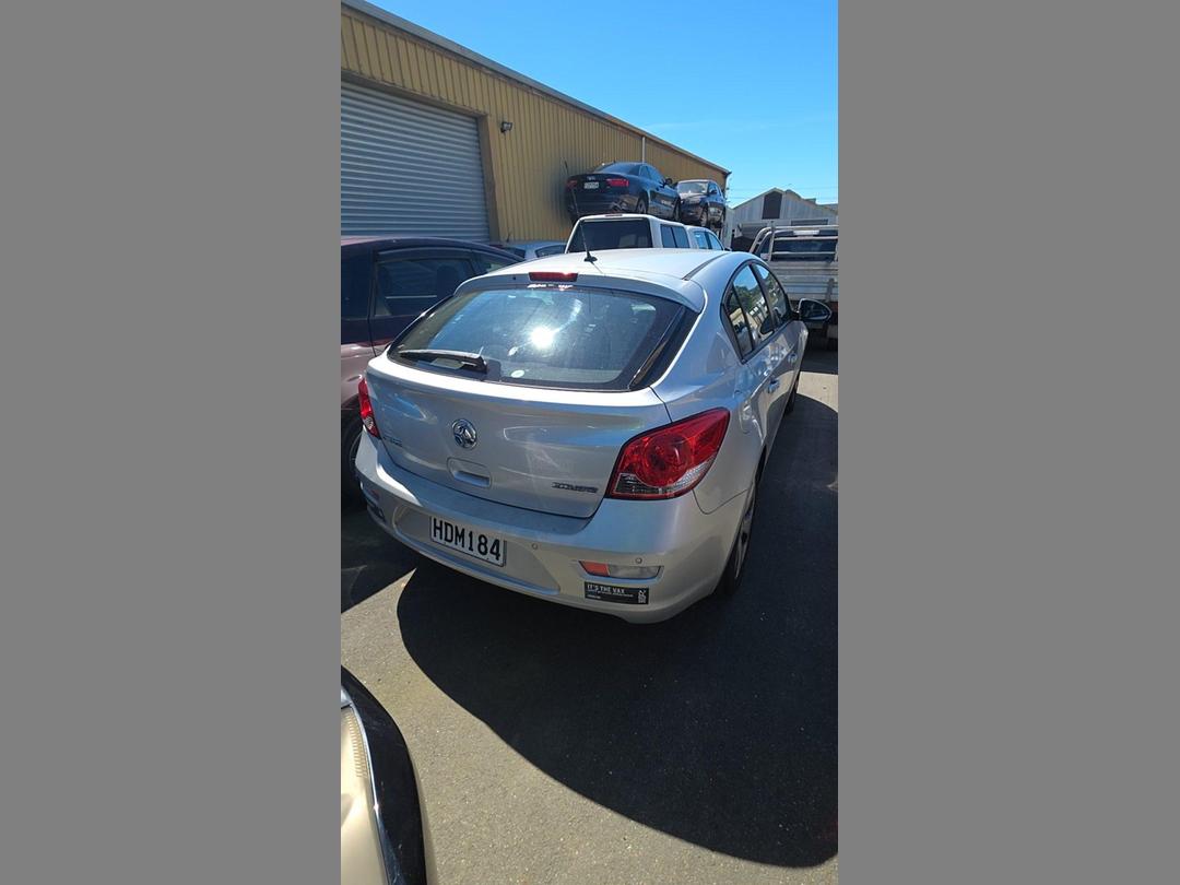 Photo '12' of Holden Cruze Equipe HB Photo '12' of Holden Cruze Equipe HB