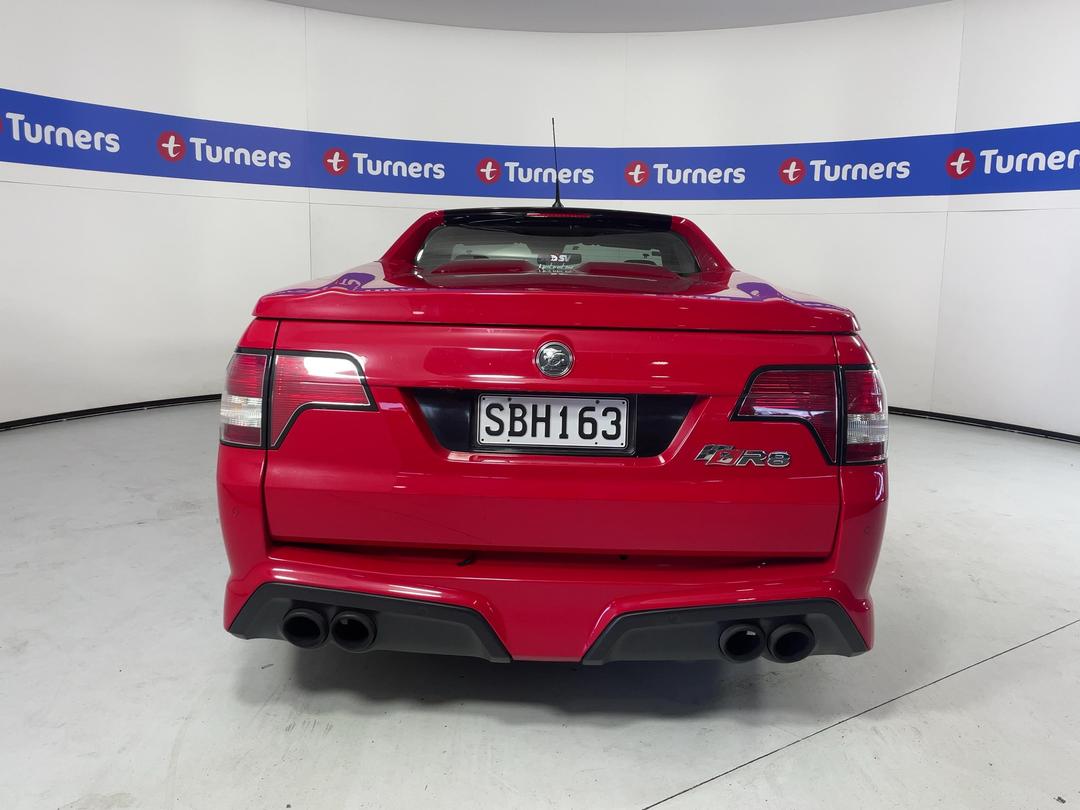 Photo '6' of Holden Maloo