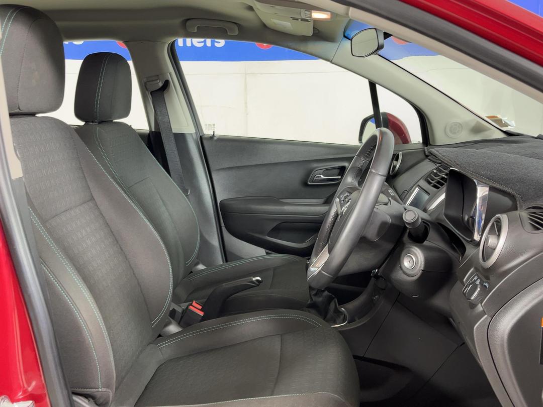 Photo '16' of Holden Trax
