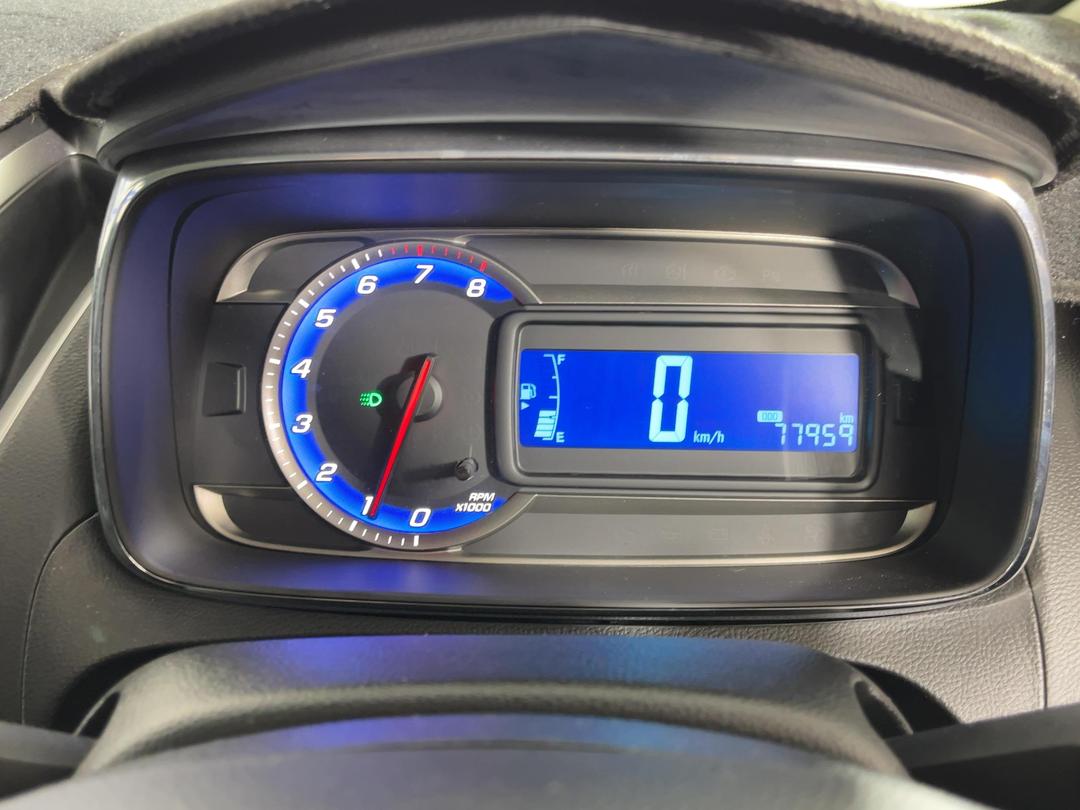 Photo '21' of Holden Trax