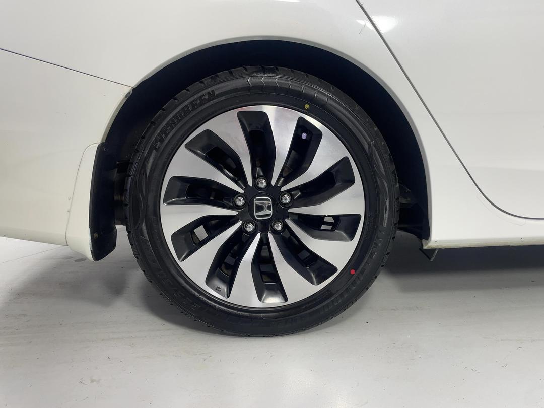 Photo '12' of Honda Accord