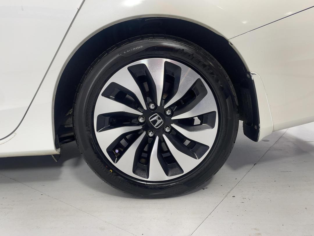 Photo '11' of Honda Accord
