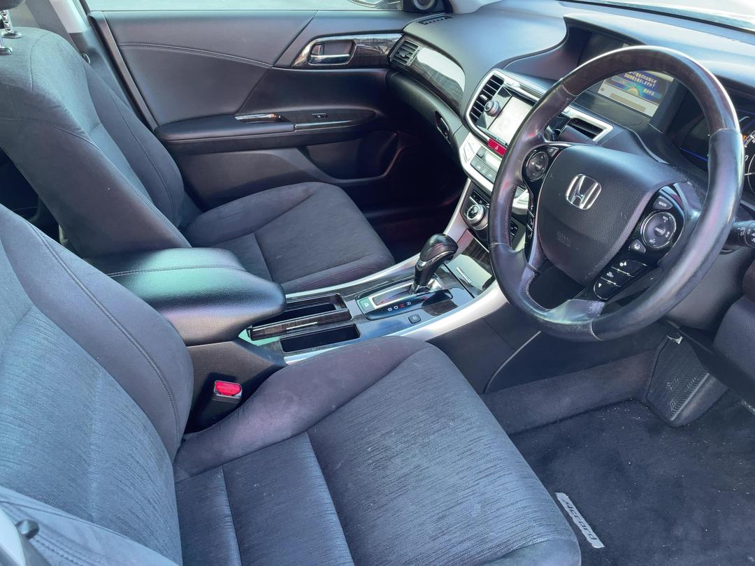 Photo '14' of Honda Accord Hybrid Photo '14' of Honda Accord Hybrid