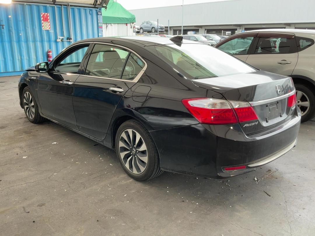 Photo '13' of Honda Accord Hybrid Photo '13' of Honda Accord Hybrid
