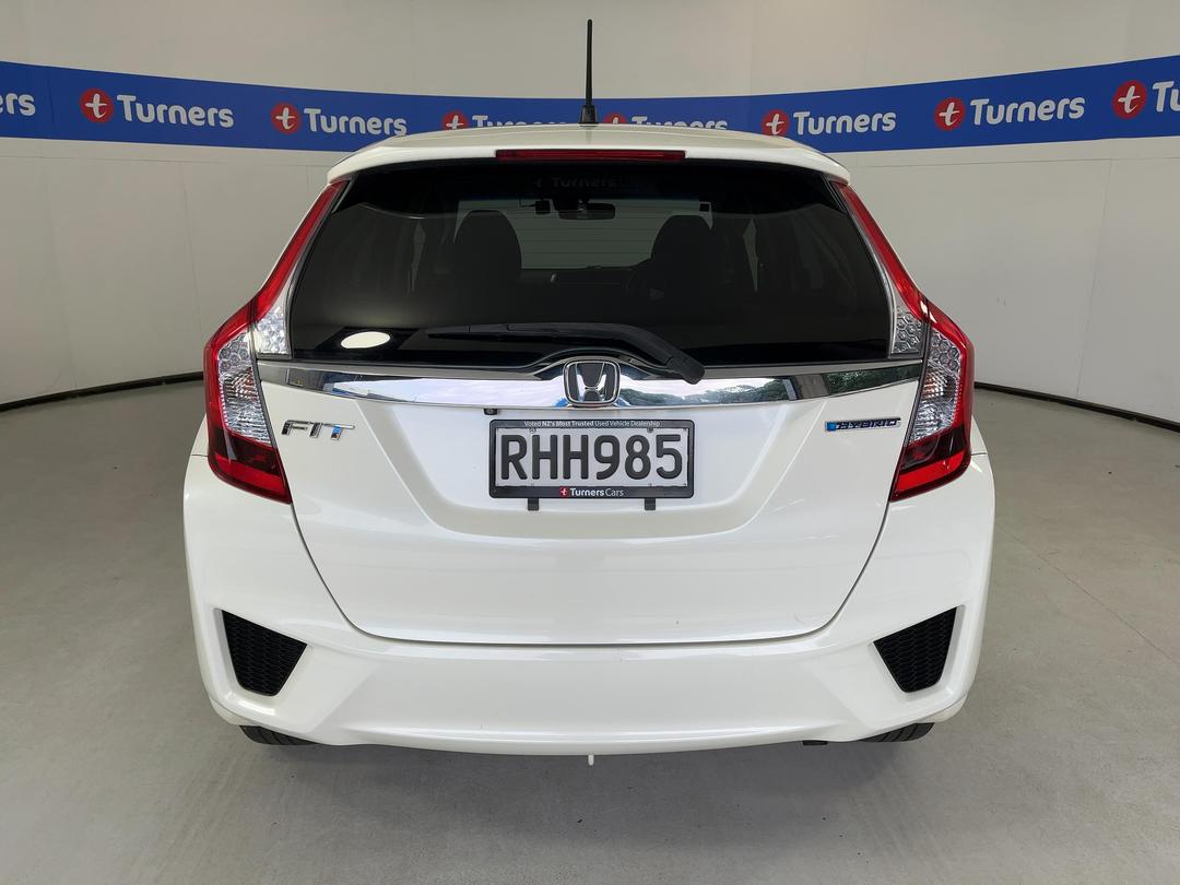 Photo '6' of Honda FIT