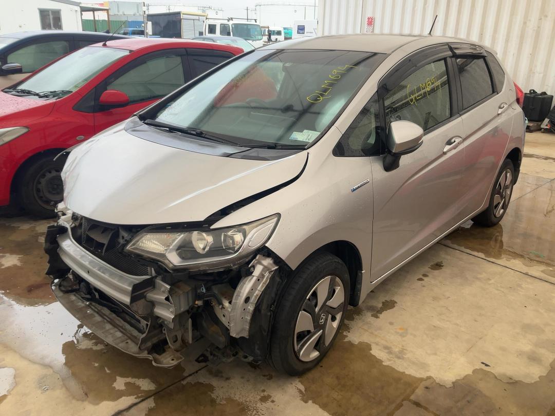 Photo '3' of Honda FIT Hybrid