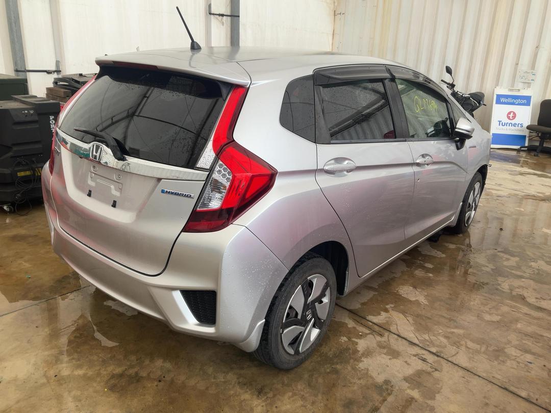 Photo '5' of Honda FIT Hybrid