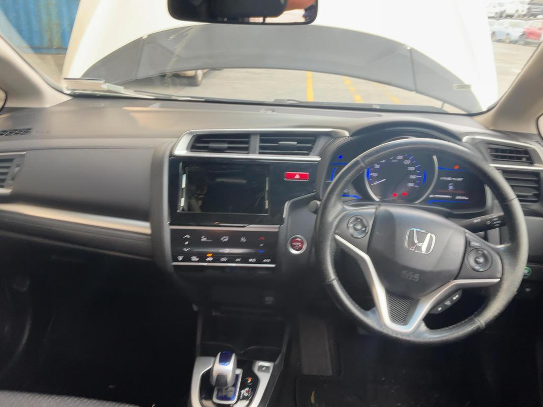 Photo '16' of Honda FIT Photo '16' of Honda FIT