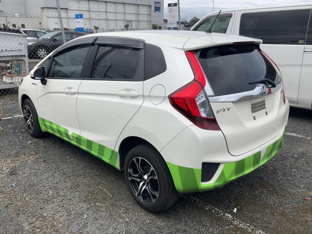 Photo '3' of Honda FIT Photo '3' of Honda FIT
